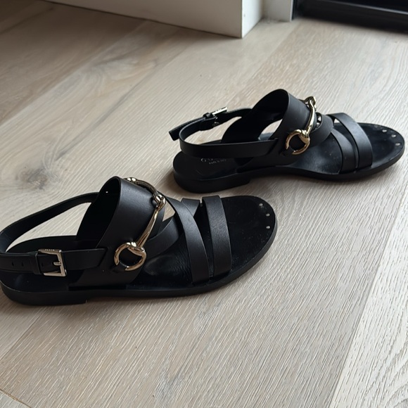 Authentic Gucci gladiator black sandals - Picture 4 of 7